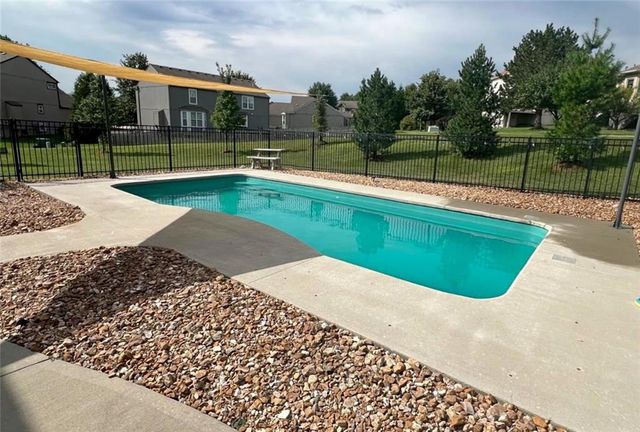 15534 Shawnee Drive, Overland Park, KS 66223