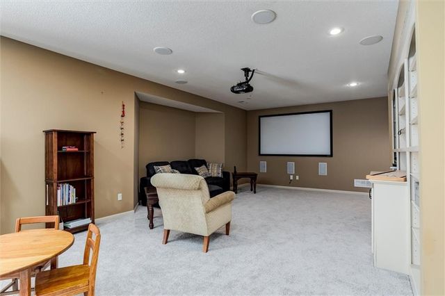 15534 Shawnee Drive, Overland Park, KS 66223