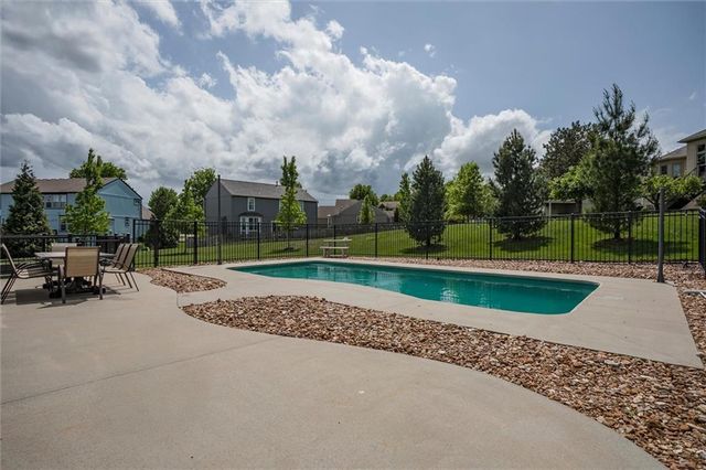 15534 Shawnee Drive, Overland Park, KS 66223