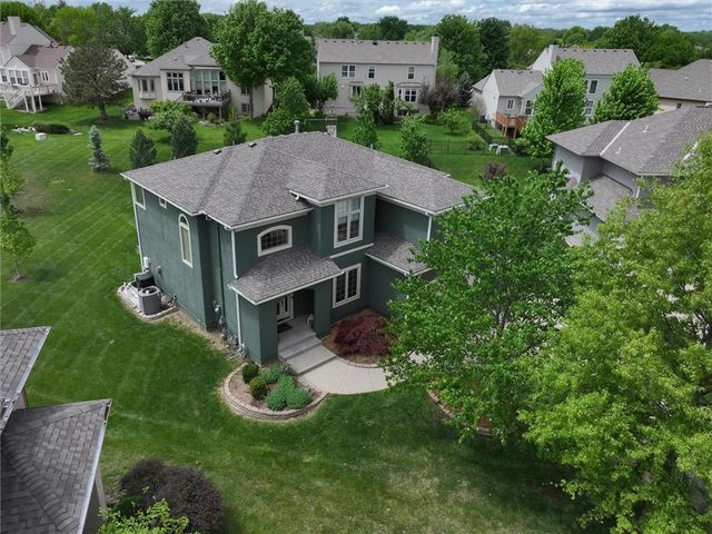 15534 Shawnee Drive, Overland Park, KS 66223