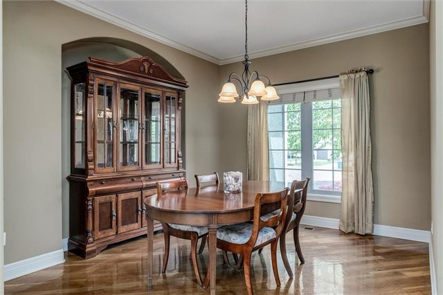 15534 Shawnee Drive, Overland Park, KS 66223