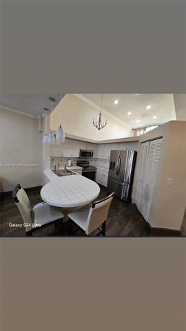 672 SW 158th Ter 672, Pembroke Pines, FL 33027