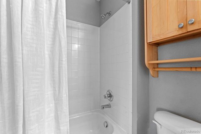 8019 S Kittredge Court, Englewood, CO 80112