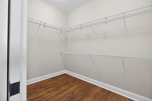 5 ROLLING OAKS DR, Fishersville, VA 22939