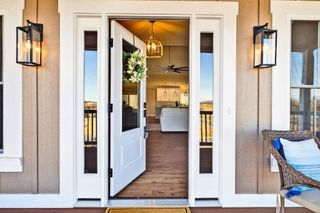 5 ROLLING OAKS DR, Fishersville, VA 22939