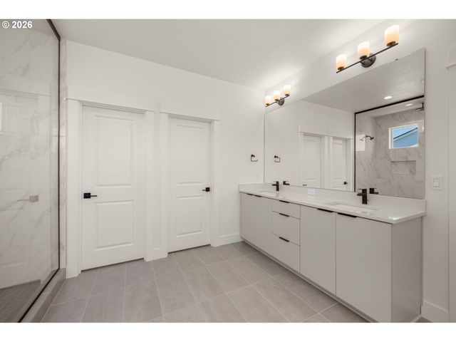 15826 Nw RIDGELINE St, Portland, OR 97229