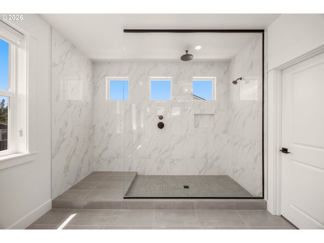 15826 Nw RIDGELINE St, Portland, OR 97229