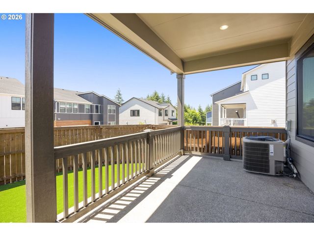 15826 Nw RIDGELINE St, Portland, OR 97229