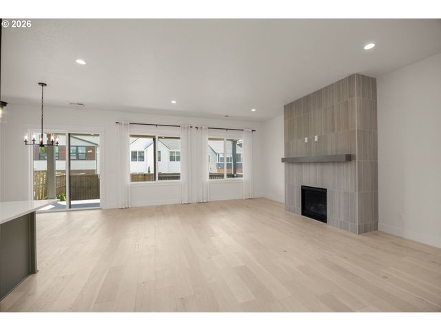 15826 Nw RIDGELINE St, Portland, OR 97229