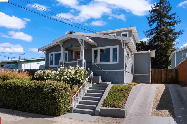 5030 Congress Ave, Oakland, CA 94601