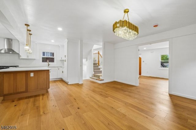 6 Norfolk Ave, Maplewood Twp., NJ 07040