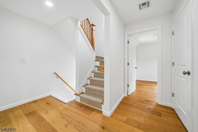 6 Norfolk Ave, Maplewood Twp., NJ 07040
