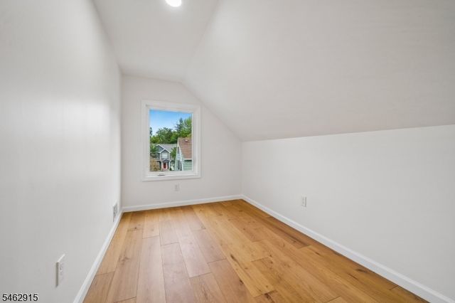 6 Norfolk Ave, Maplewood Twp., NJ 07040