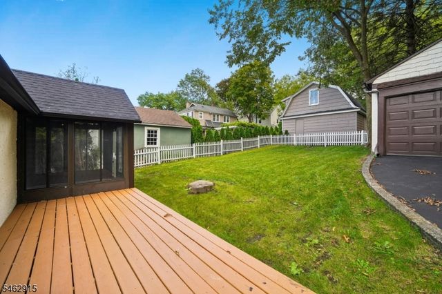 6 Norfolk Ave, Maplewood Twp., NJ 07040