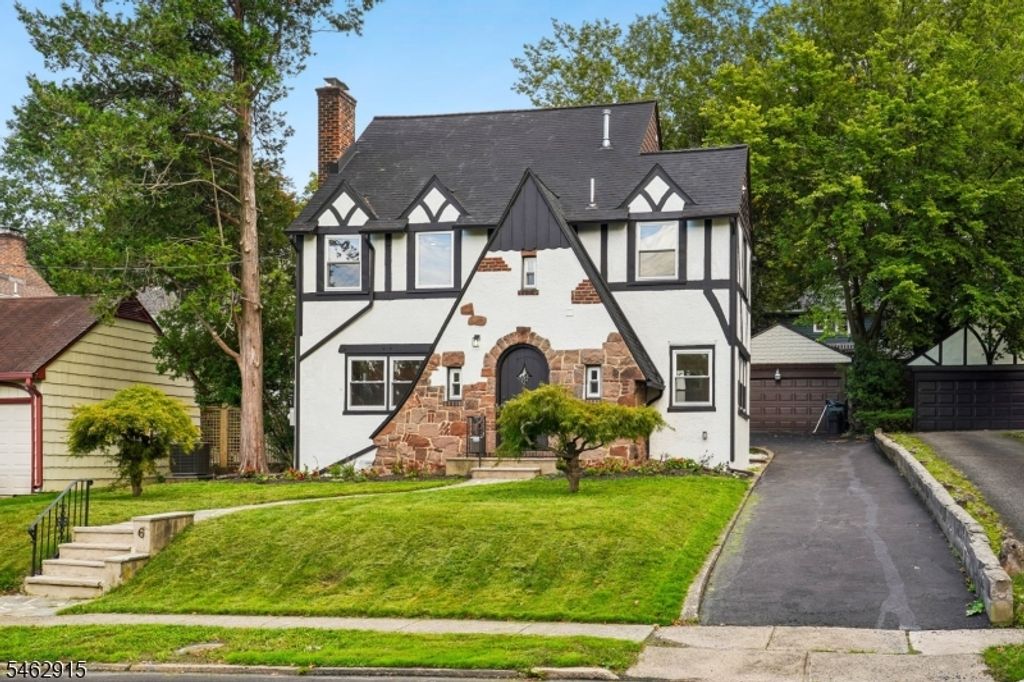 6 Norfolk Ave, Maplewood Twp., NJ 07040