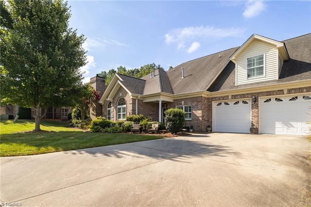 1441 Cawdor Lane, Kernersville, NC 27284