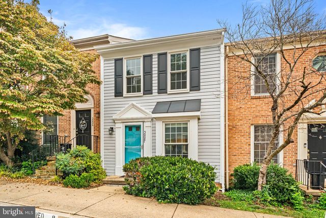 5008 9TH ST S, Arlington, VA 22204