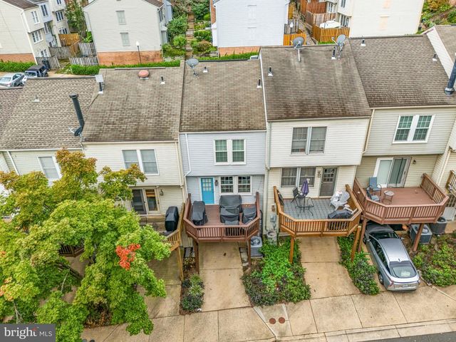 5008 9TH ST S, Arlington, VA 22204