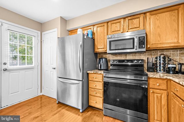 5008 9TH ST S, Arlington, VA 22204