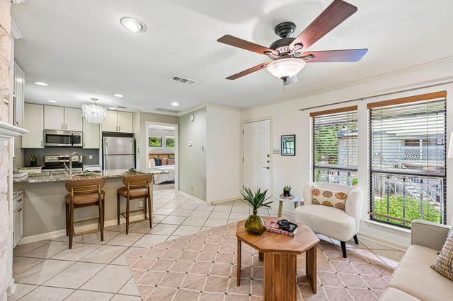2412 Enfield RD 8, Austin, TX 78703