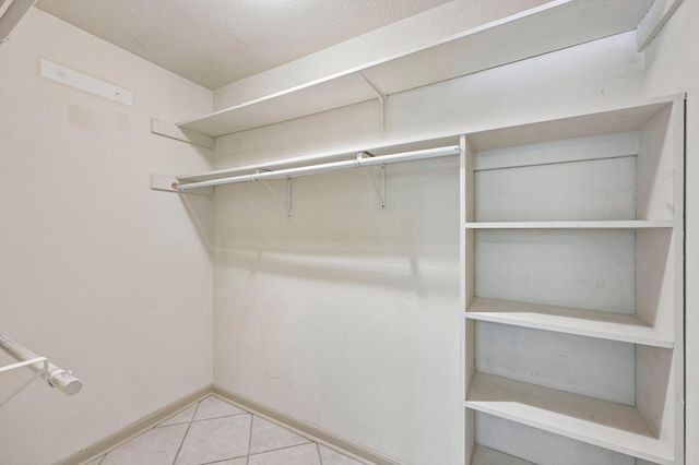 2412 Enfield RD 8, Austin, TX 78703