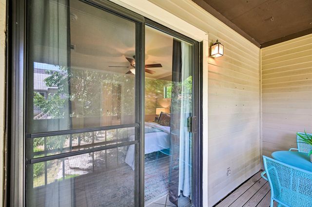 2412 Enfield RD 8, Austin, TX 78703