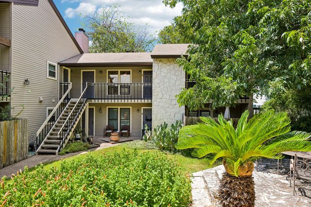 2412 Enfield RD 8, Austin, TX 78703