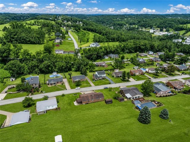 113 Skyview Dr, Penn Twp, PA 15644
