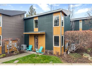 22 MOSIER CREEK Pl 22, Mosier, OR 97040