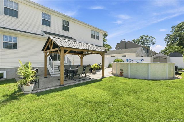 85 Maple Road, Rocky Point, NY 11778