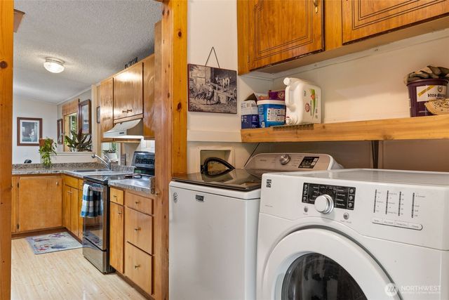 472 Iris Lane, Camano Island, WA 98282