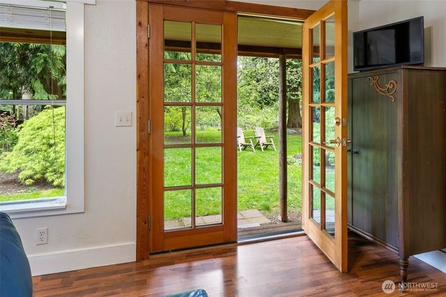 472 Iris Lane, Camano Island, WA 98282