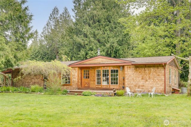 472 Iris Lane, Camano Island, WA 98282