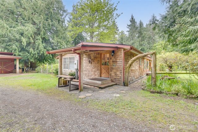 472 Iris Lane, Camano Island, WA 98282