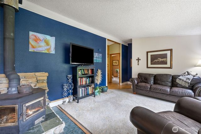 472 Iris Lane, Camano Island, WA 98282