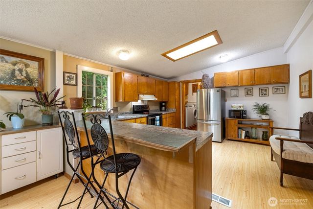 472 Iris Lane, Camano Island, WA 98282