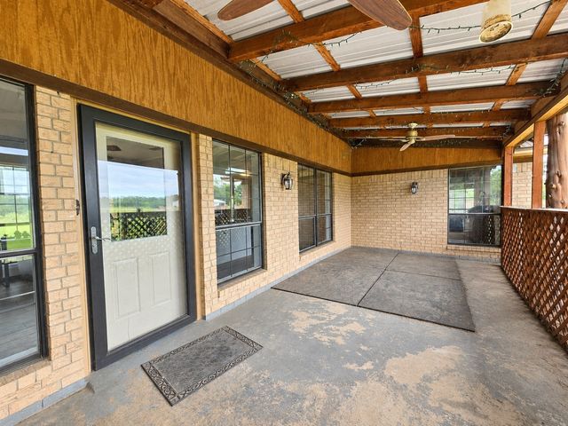 5211 Vz County Road 1222, Grand Saline, TX 75140