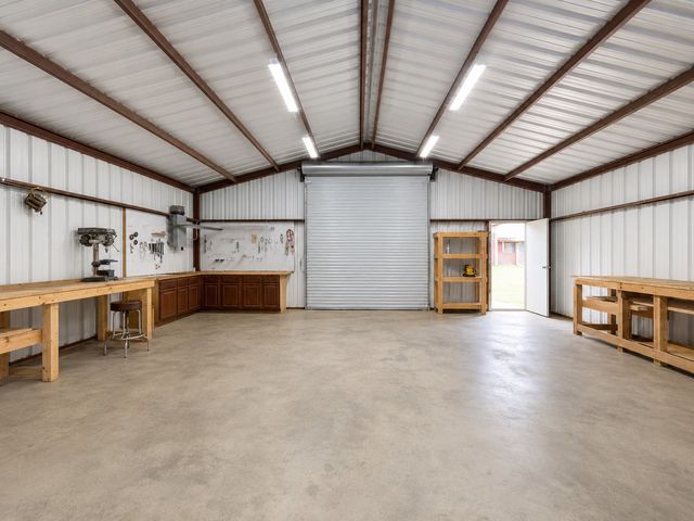 5211 Vz County Road 1222, Grand Saline, TX 75140