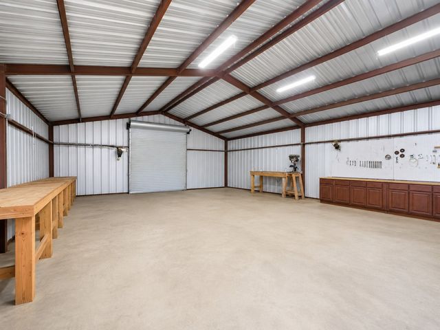 5211 Vz County Road 1222, Grand Saline, TX 75140