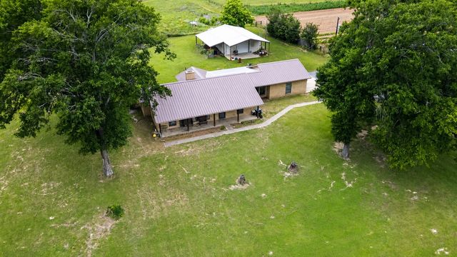 5211 Vz County Road 1222, Grand Saline, TX 75140