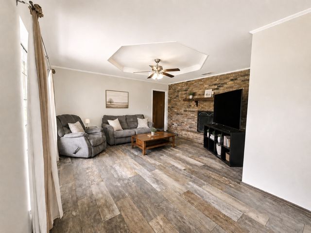 5211 Vz County Road 1222, Grand Saline, TX 75140