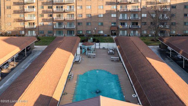 3030 Breckenridge Ln 204, Louisville, KY 40220