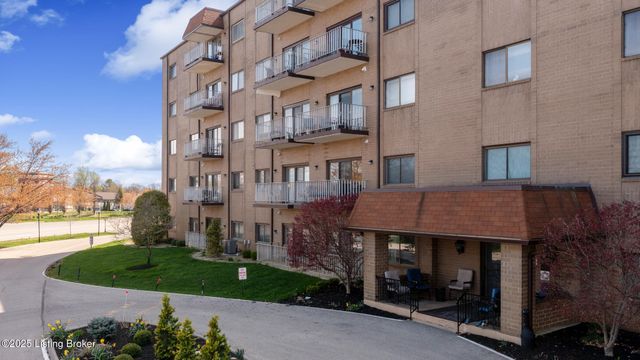 3030 Breckenridge Ln 204, Louisville, KY 40220