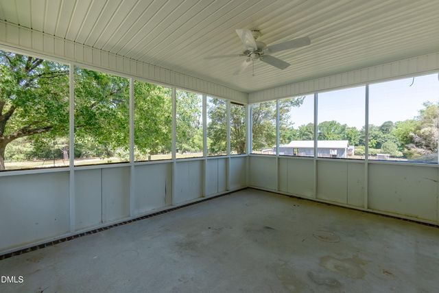 4500 Indian Hawk Way, Zebulon, NC 27597