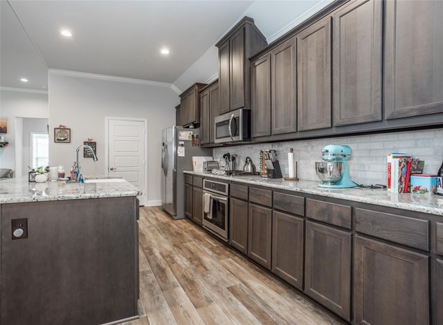 904 Parkside Drive, Argyle, TX 76226