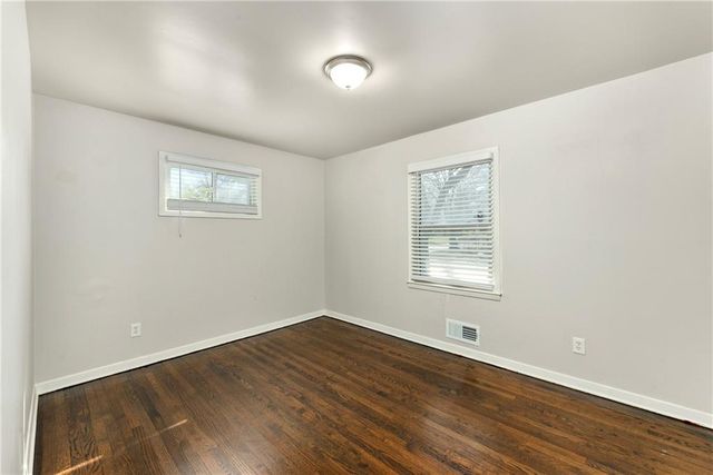 3116 E Gregory Boulevard, Kansas City, MO 64132