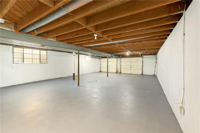 3116 E Gregory Boulevard, Kansas City, MO 64132