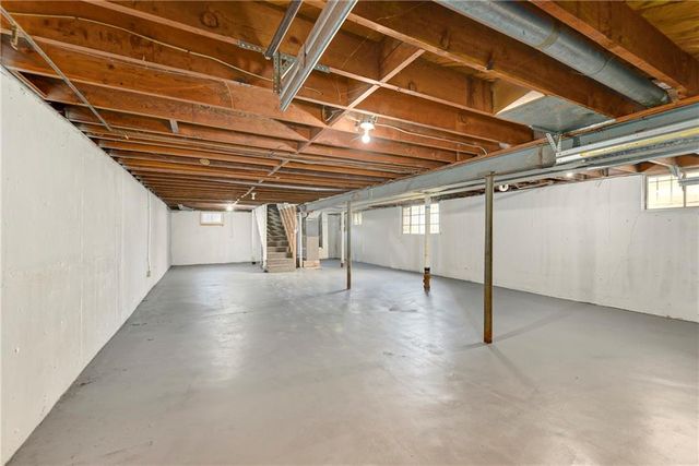 3116 E Gregory Boulevard, Kansas City, MO 64132