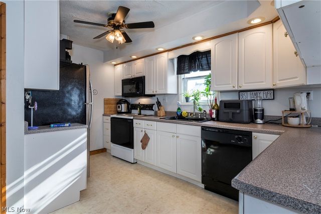 13505 Tyler Avenue, Cleveland, OH 44111