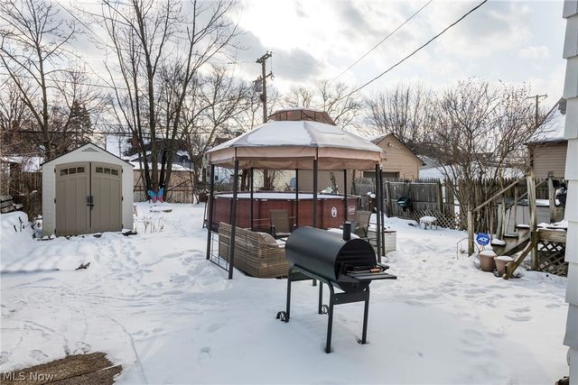 13505 Tyler Avenue, Cleveland, OH 44111